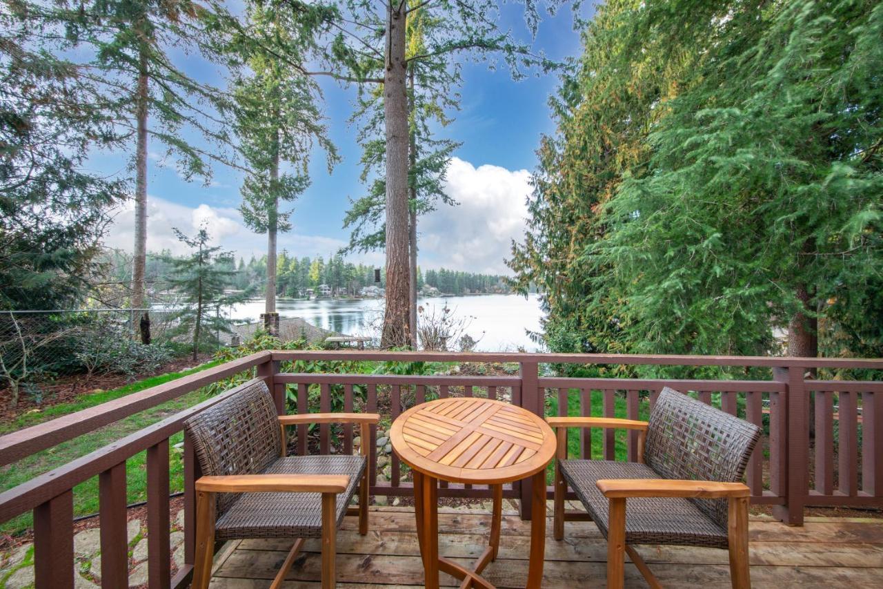 Maple Valley Koi Story Cabin On The Lake - Waterfront, Near Bike Trail מראה חיצוני תמונה